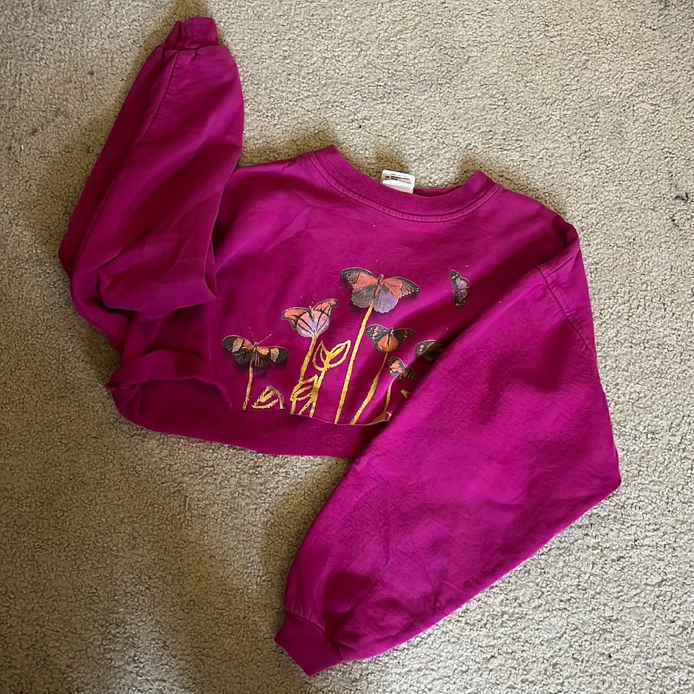 Vintage cropped magenta sweater